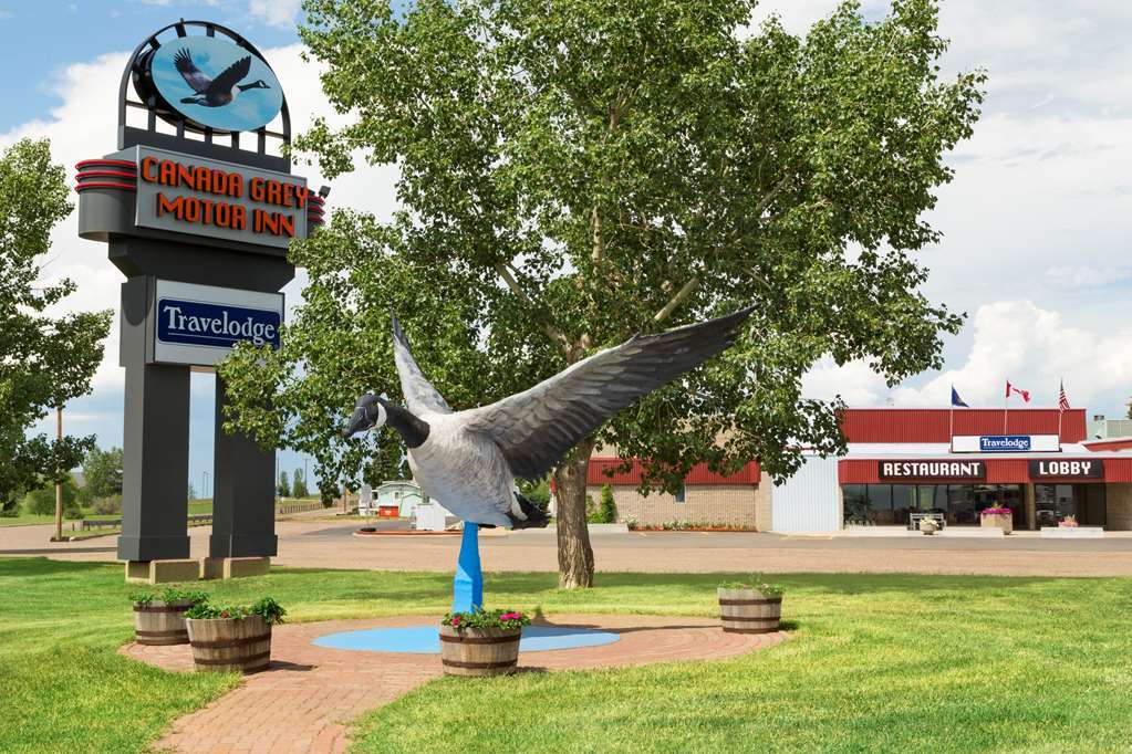 Travelodge Hanna Canada Grey Ngoại thất bức ảnh
