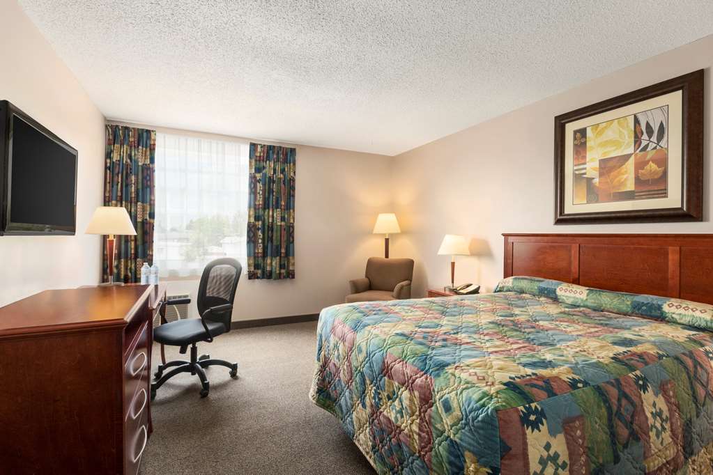 Travelodge Hanna Canada Grey Phòng bức ảnh